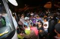Ratusan Warga eks-Gafatar Tiba di Bandara Juanda