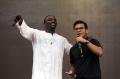 Gelar Konser Mini, Rapper Akon Bakal Terangi Suku Anak Dalam