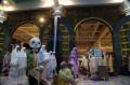 Ribuan Umat Muslim Laksanakan Tarawih di Masjid Al Akbar Surabaya
