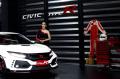 Civic Type R goda Pengunjung GIIAS 2017