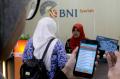 Peringati Hari Batik Nasional, BNI Syariah Bagi-Bagikan Tapcash Edisi Batik