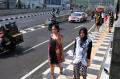 Fashion Batik di Pedestrian Flyover Jatingaleh Semarang