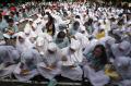 Ratusan Siswa SMPN 21 Semarang Membuat 1.000 Parikan