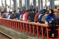 KRL Relasi Bogor-Angke Anjlok, Ribuan Penumpang Terlantar