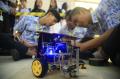 Adu Ketangkasan Robot Bola Rakitan Siswa SMA se-Sulut
