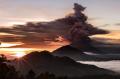 Gunung Agung Meletus, Semburkan Asap Setinggi 3000 Meter