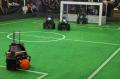 Robot Sepakbola Tampil dalam Kontes Robot Indonesia Regional III