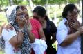 Suasana Haru Iringi Pemakaman Korban Bom Surabaya