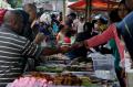 Warga Manado Serbu Pasar Takjil Ketang Baru Jelang Buka Puasa