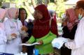 Mahasiswa Surabaya Kenalkan Inovasi Popok Bayi dari Sabut Kelapa
