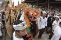 Umat Hindu Gelar Tradisi Ngerebong di Denpasar Bali