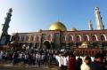 Mengintip Megahnya Masjid Dian Al Mahri atau Masjid Kubah Emas