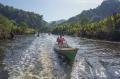 Maulid Perahu di Wisata Karst Rammang-Rammang