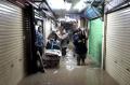 Lantai Dasar Pasar Jatinegara Terendam Banjir