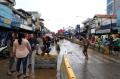 Masih Terendam Banjir, Arus Lalu Lintas ke Jatinegara Barat Dialihkan