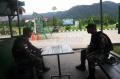 Mengunjungi Pos Pengamanan Perbatasan RI-PNG di Desa Skow