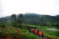 Ganjar Pranowo Pimpin Gerakan Menanam Pohon di Lereng Gunung Lawu