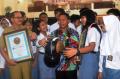 Siswa SMAN 5 Semarang Ciptakan Helm Berpanel Surya