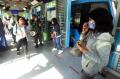 Babinsa Koramil Sawah Besar Sosialisasi Pencegahan Corona di Halte