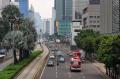 Jalan MH Thamrin Jakarta Disemprot Disinfektan