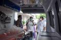 Astra Financial Berikan Bantuan Ambulance ke RS St Carolus