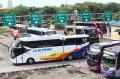 Jelang Diberlakukannya PSBB, Terminal Bus Terpadu Pulo Gebang Sepi